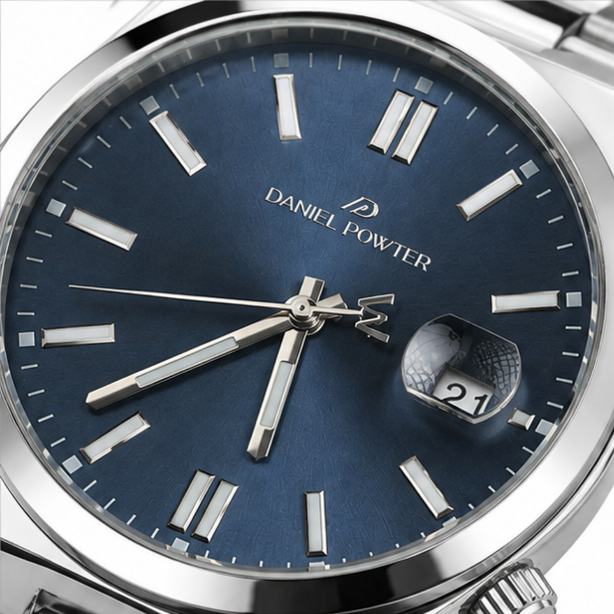 Daniel Powter Stylish Men’s Blue Dial Stainless Steel Watch